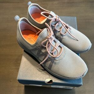 G.H. Bass explore sz 9